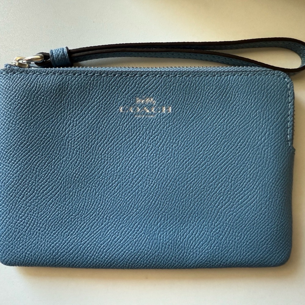 Coach Blue Corner Zip Wristlet